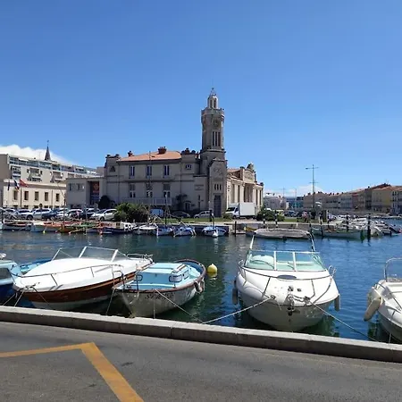 Escale Paradisiaque A